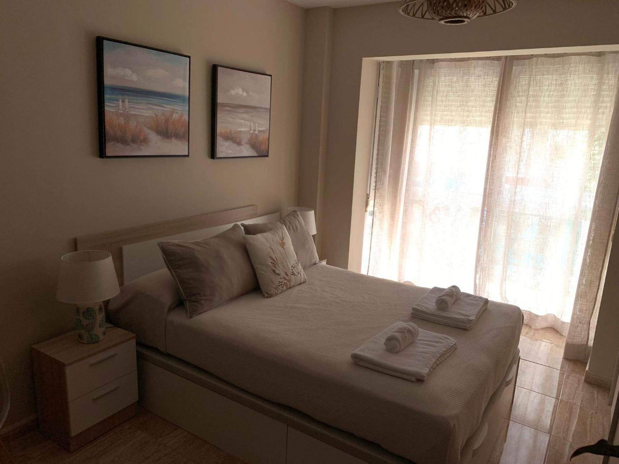 Apartamentos Hernán Cortés Villanueva De La Serena Exterior foto