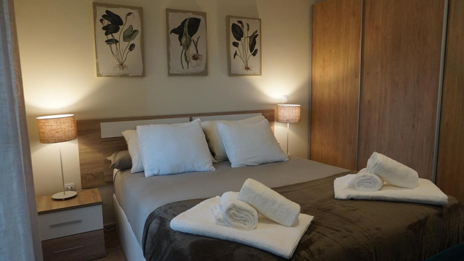 Apartamentos Hernán Cortés Villanueva De La Serena Exterior foto