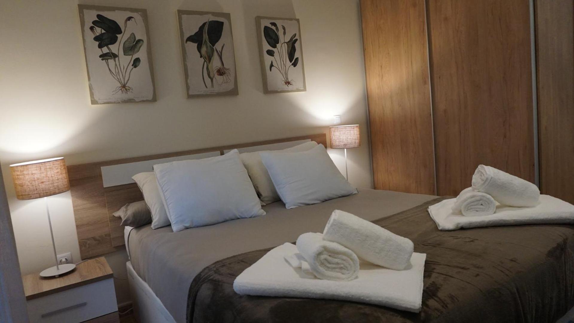 Apartamentos Hernán Cortés Villanueva De La Serena Exterior foto