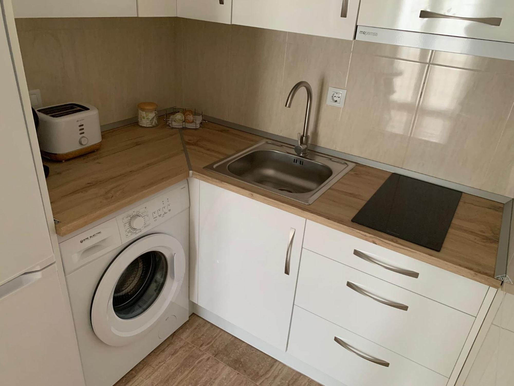 Apartamentos Hernán Cortés Villanueva De La Serena Exterior foto